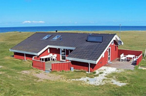 Three-Bedroom Holiday Home Januarvej 07